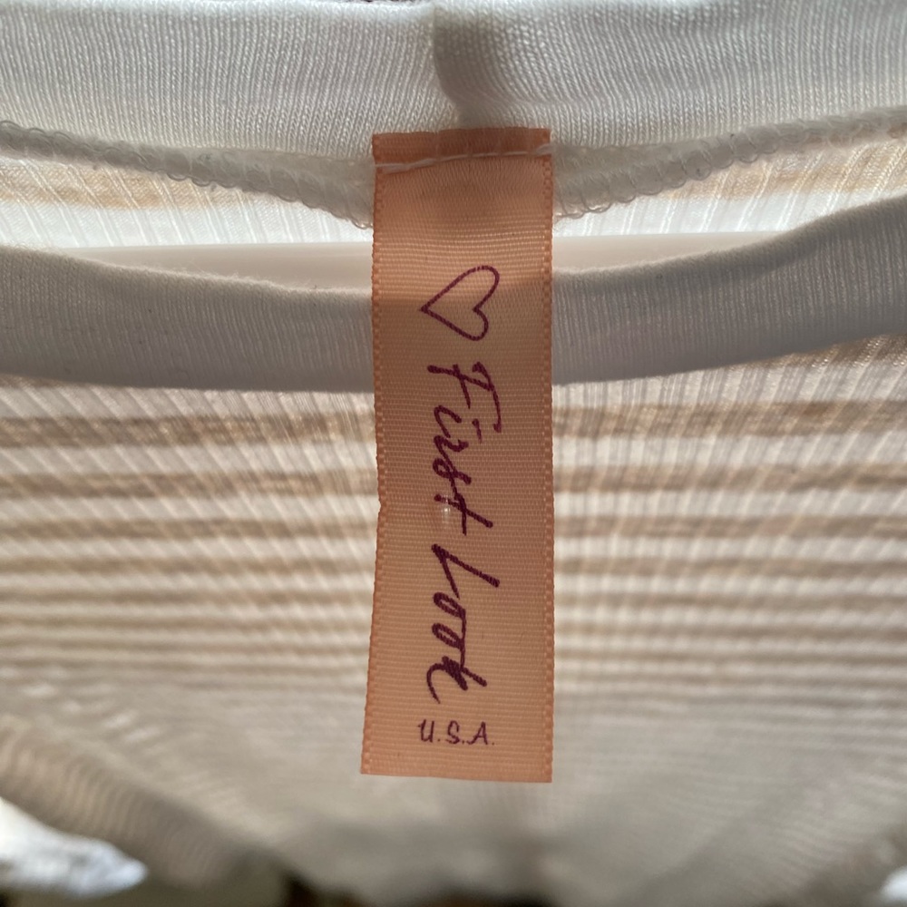 First Look Top size S - Picture 3 of 4
